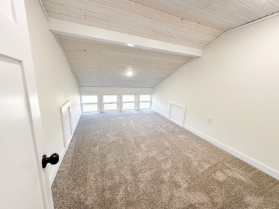 Remodeled Home Close to Town - image 29