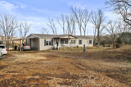 South Central Missouri Ozarks Cattle Farm and Home - image 1