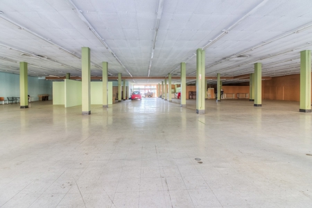 Centrally Located Yakima Commercial Property For Sale - image 3