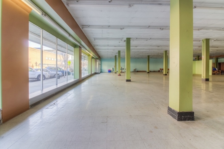 Centrally Located Yakima Commercial Property For Sale - image 2