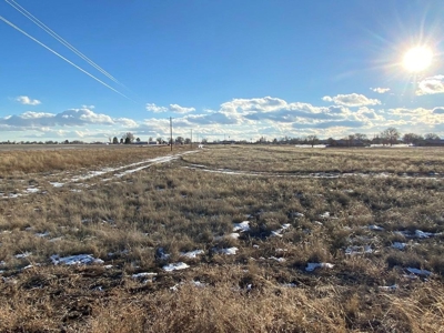 Prime Commercial Development Opportunity in Moriarty, New Me - image 1