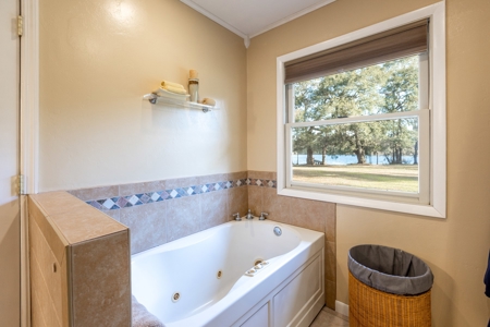 Lake Front Home On Pickett Lake Branford Florida For Sale !! - image 20