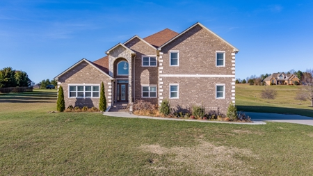 Home Near Lake Cumberland - image 9
