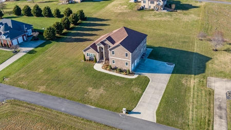 Home Near Lake Cumberland - image 19
