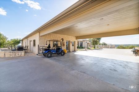 43+ Acre Hilltop Estate with Panoramic Views in Sonora, TX - image 31