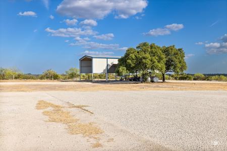 43+ Acre Hilltop Estate with Panoramic Views in Sonora, TX - image 41