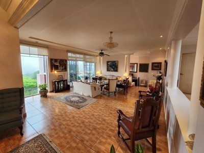 9 Bedroom Mansion in Sora, Chame - image 16