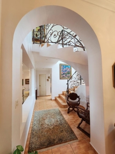 9 Bedroom Mansion in Sora, Chame - image 17