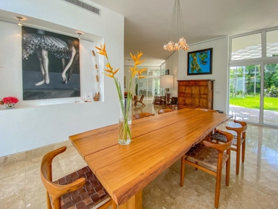 5 Bedroom Modern Beach Villa With Spectacular Finishes - image 6