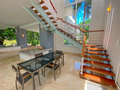 5 Bedroom Modern Beach Villa With Spectacular Finishes - image 5