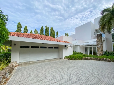 5 Bedroom Modern Beach Villa With Spectacular Finishes - image 20
