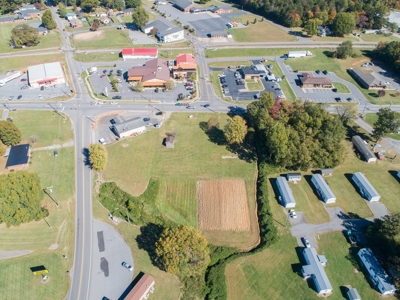 Commercial Land For Sale in Hiddenite, NC - image 4