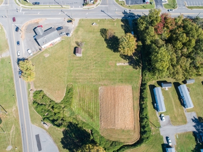 Commercial Land For Sale in Hiddenite, NC - image 3