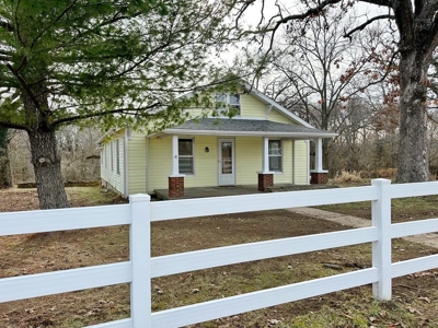 El Dorado Springs Missouri Country Home For Sale - image 3