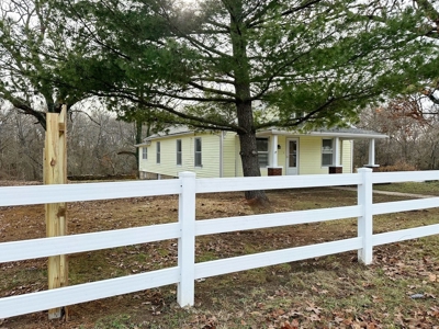 El Dorado Springs Missouri Country Home For Sale - image 4