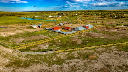Dodson Creek Ranch - Cattle Grazing with Irrigated Acres - image 1