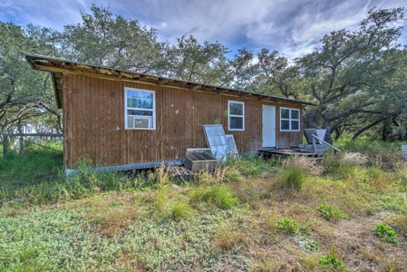 1.25 Acres in Aransas Pass, Texas - image 4