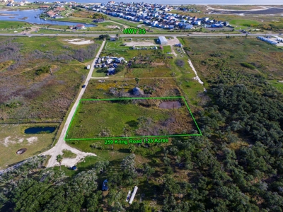 1.25 Acres in Aransas Pass, TX - image 3