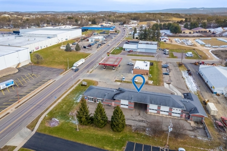 Prime Location on 1.2 acres in Baraboo Commercial Property - image 4