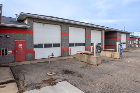Prime Location on 1.2 acres in Baraboo Commercial Property - image 14