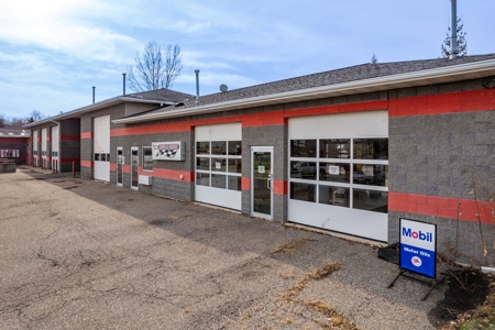 Prime Location on 1.2 acres in Baraboo Commercial Property - image 10