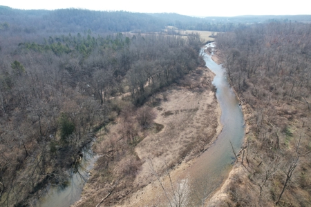 Tn. Recreational Paradise with Hunting and River Frontage! - image 42