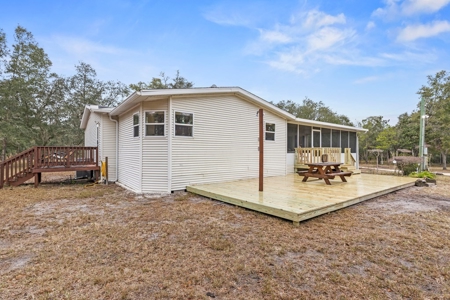 Suwannee River Waterfront Country Home For Sale - Florida - image 4