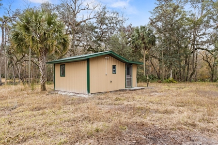 Suwannee River Waterfront Country Home For Sale - Florida - image 19