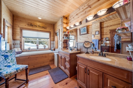 Beautiful Swedish Cope Log Cabin in Southwest Colorado - image 16