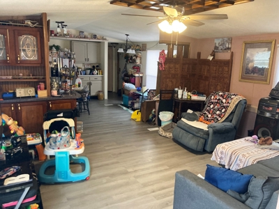 Move In Ready Home in town - image 10