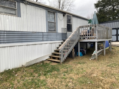 Move In Ready Home in town - image 1