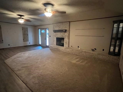 Country Home in Omaha Texas with Lake View - image 6