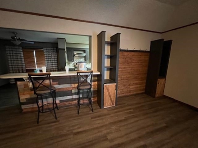 Country Home in Omaha Texas with Lake View - image 12