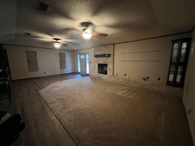Country Home in Omaha Texas with Lake View - image 7