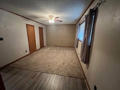 Country Home in Omaha Texas with Lake View - image 13