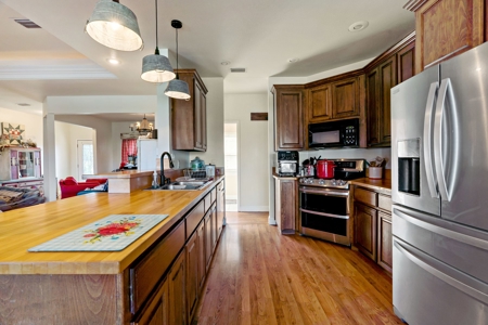 Updated Country Home For Sale Greenville TX - image 5