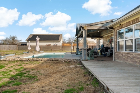 Updated Country Home For Sale Greenville TX - image 17