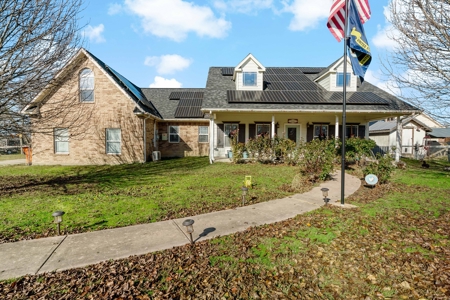 Updated Country Home For Sale Greenville TX - image 1