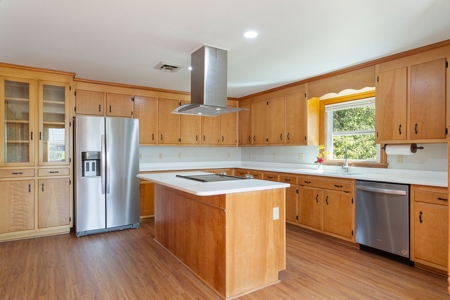 Versatile Living in Suffolk, VA - image 9