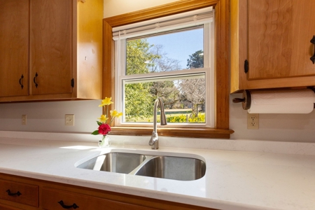 Versatile Living in Suffolk, VA - image 11