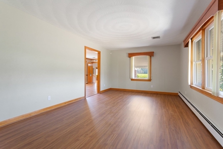 Versatile Living in Suffolk, VA - image 4