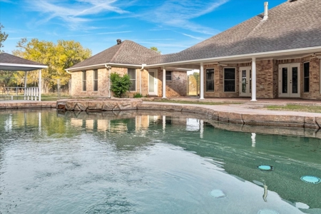 5 acres Home with In-Law Suite, Pool - image 48