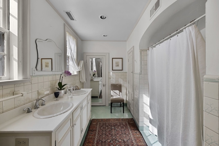 Stately TN Historic Home & Acreage, Barn, Guest Cottage - image 13