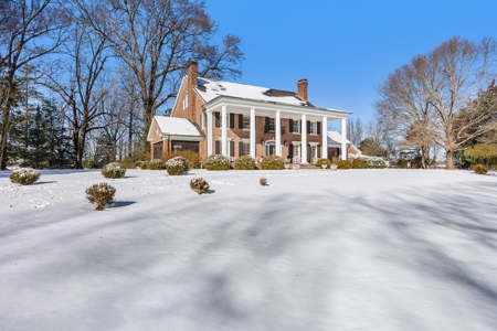 Stately TN Historic Home & Acreage, Barn, Guest Cottage - image 30