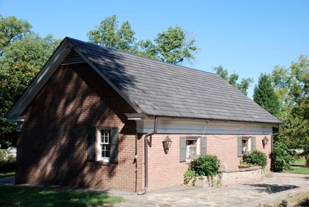 Stately TN Historic Home & Acreage, Barn, Guest Cottage - image 40