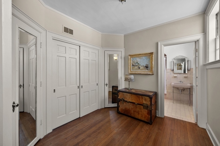 Stately TN Historic Home & Acreage, Barn, Guest Cottage - image 15