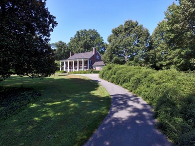 Stately TN Historic Home & Acreage, Barn, Guest Cottage - image 48