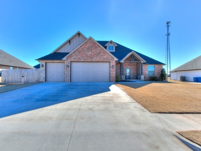Home For Sale In Tuttle, Oklahoma - image 3