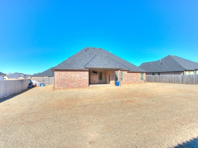 Home For Sale In Tuttle, Oklahoma - image 14