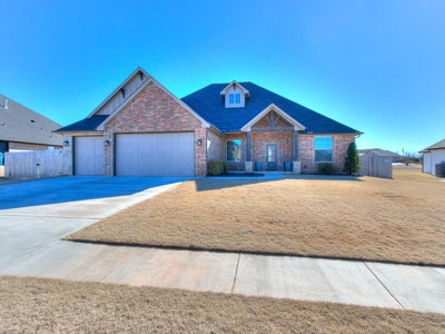 Home For Sale In Tuttle, Oklahoma - image 5
